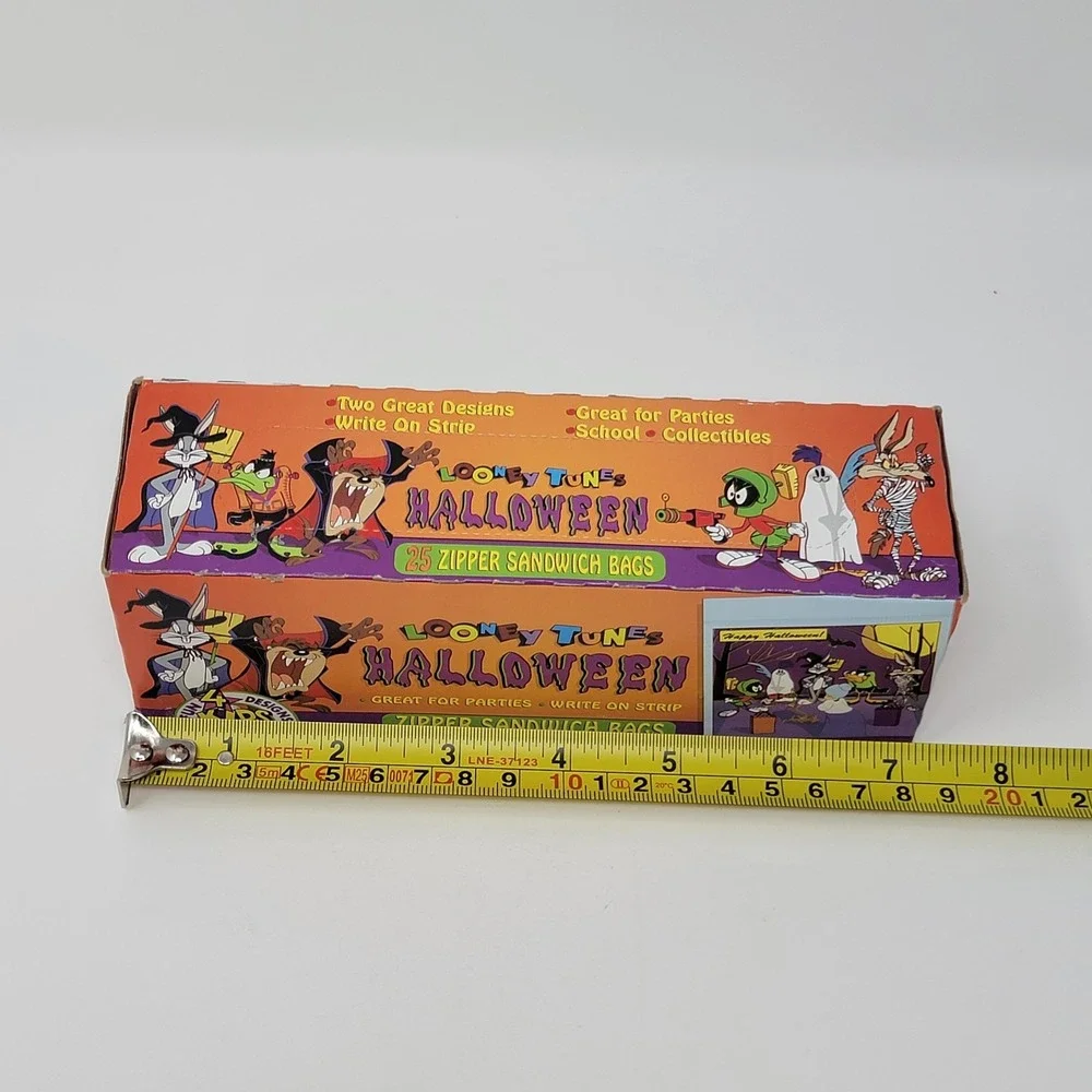 Vintage 1997 Looney Tunes 25 Halloween Zipper Sandwich Storage Bags NOS Sealed